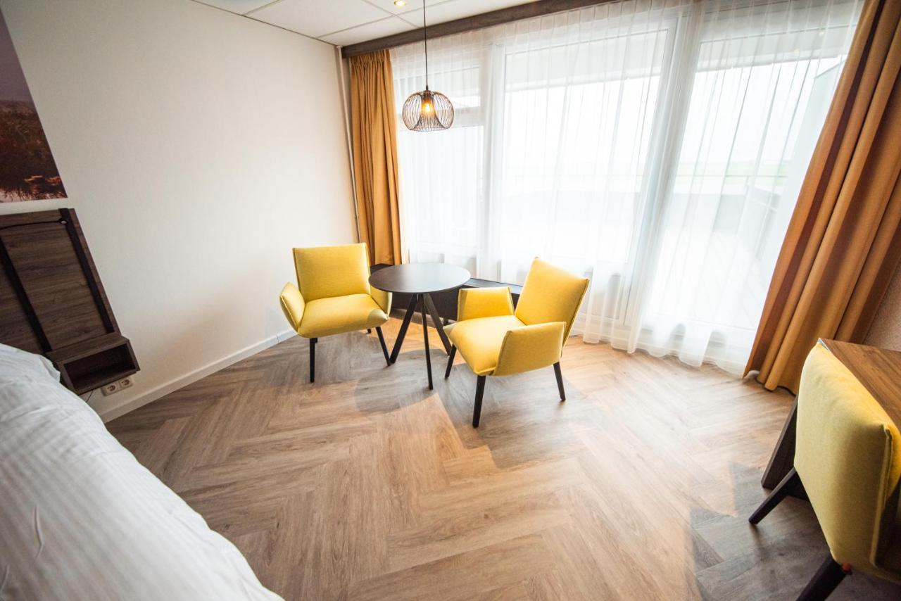 זווארטסלאוס Hotel Zwartewater מראה חיצוני תמונה