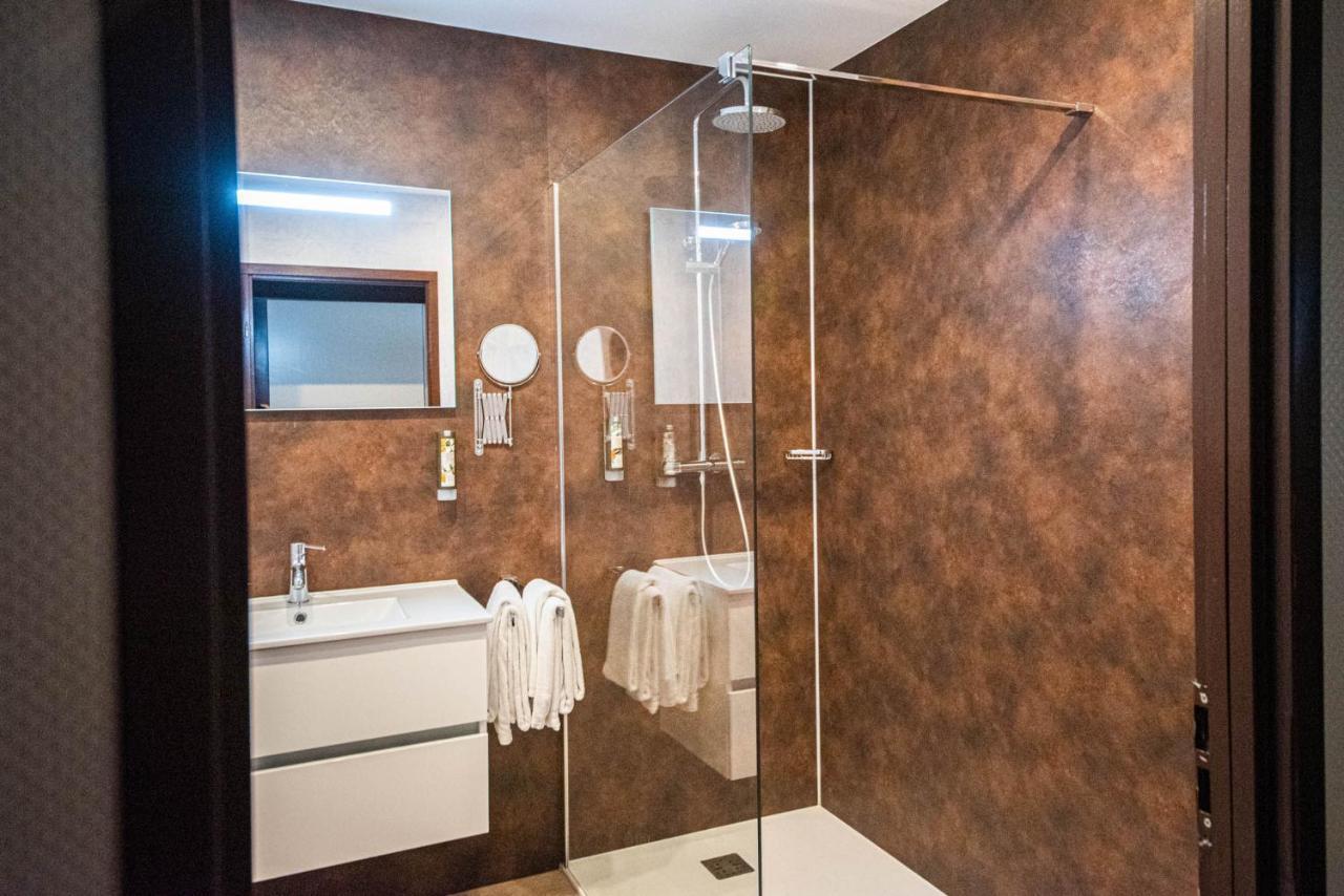 זווארטסלאוס Hotel Zwartewater מראה חיצוני תמונה